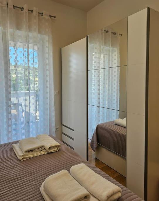 Holiday Home Gidas - Hot Tub, Gym, Playground Radovin Exterior foto